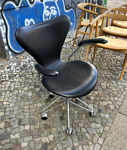 Arne jacobsen bürodrehstuhl - arne,
