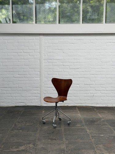 Early arne jacobsen - arne,